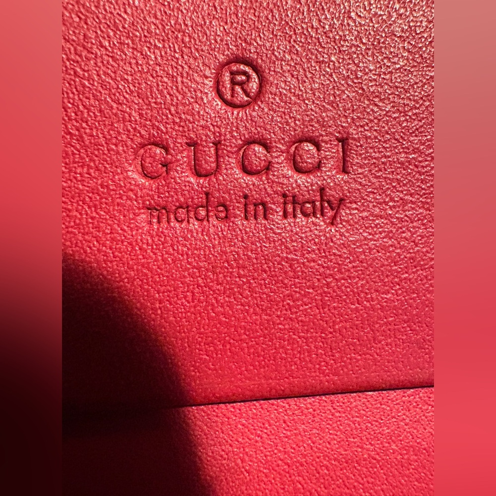 Gucci GG Supreme Cherry Wallet 476050.1147 • Crystal Cherry Motif Discontinued - Picture 10 of 13